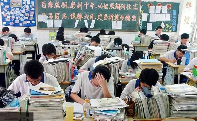 东亚教育浪费时间 所有人深受其苦4.jpg 东亚教育浪费时间 所有人深受其苦4.jpg