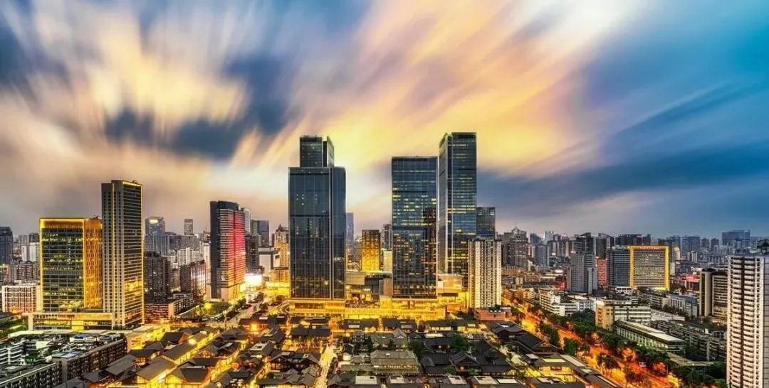 成都最美的夜景在九眼桥、春熙路、琴台路、锦里 成都最美的夜景在九眼桥、春熙路、琴台路、锦里