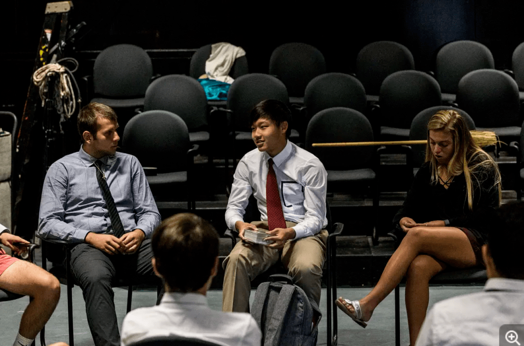 美高师生比高,鼓励发言,尊重每个学生的个性化发展 美高师生比高,鼓励发言,尊重每个学生的个性化发展