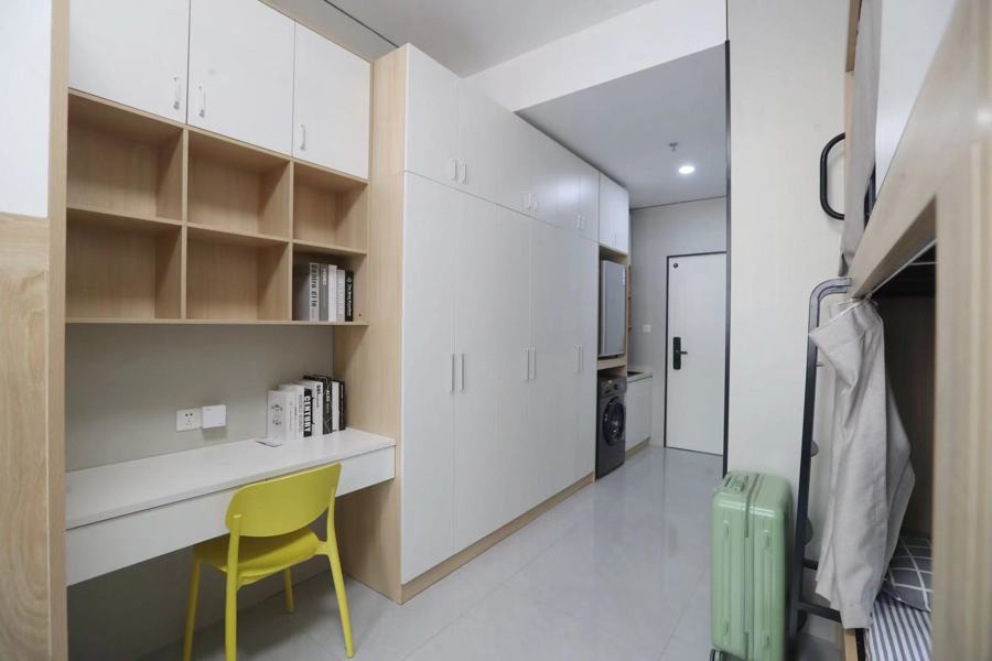 小程入住了一个四人间  小程入住了一个四人间