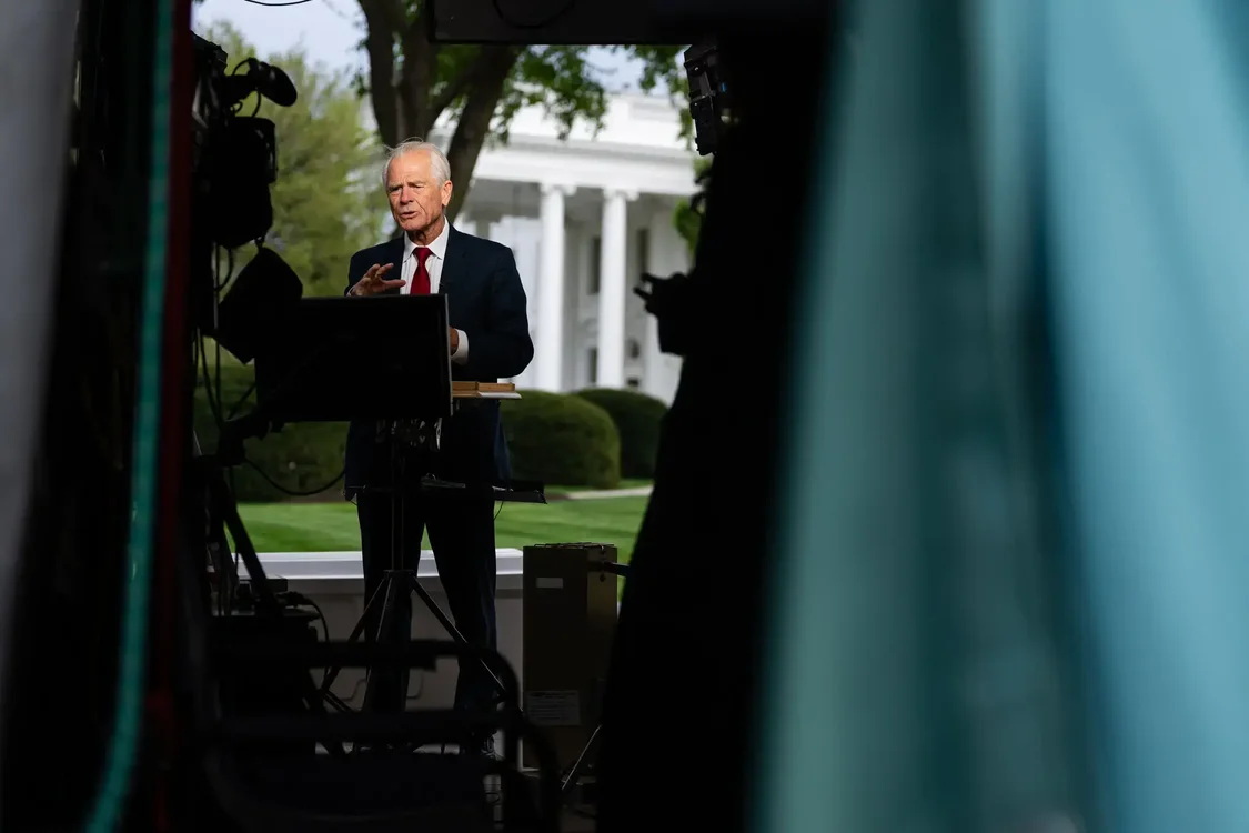 彼得·纳瓦罗 彼得·纳瓦罗