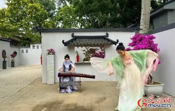 圆明园第三十届荷花节开幕 圆明园第三十届荷花节开幕